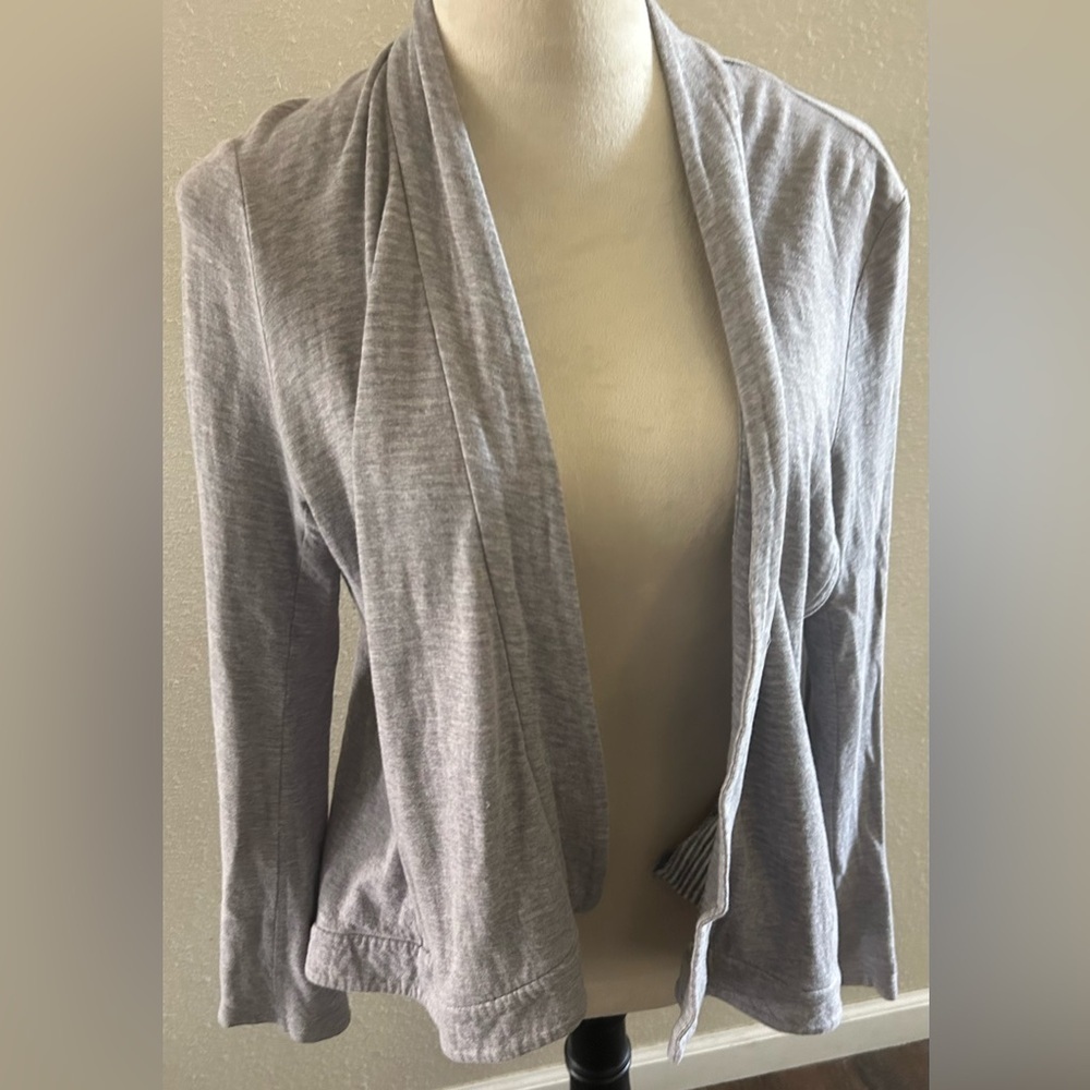 Eileen Fischer Women's Gray Open Front Sweater size S inside pockets